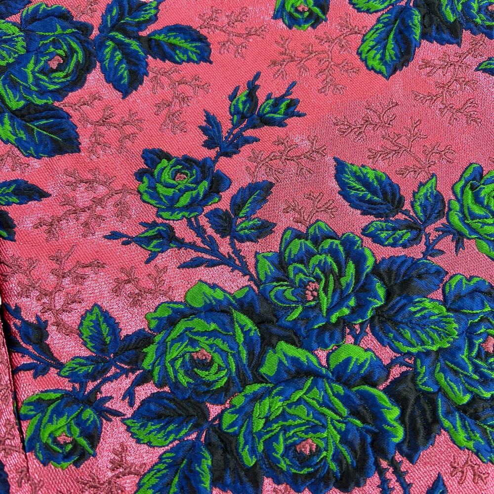 Gucci Floral Embroidered Brocade Cape - Picture 10 of 10